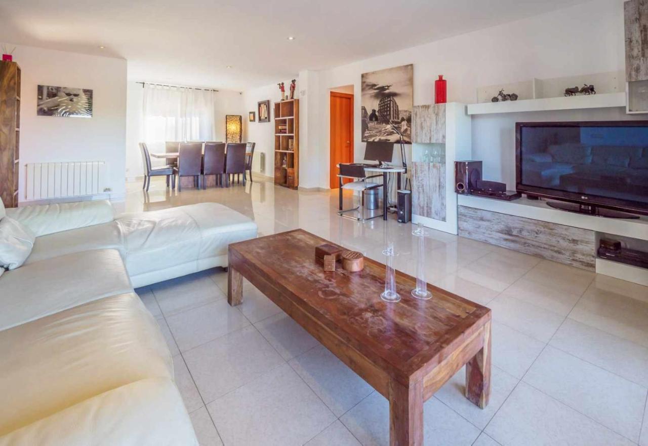 Mas Mestre Con Una Capacidad De 6 A 8 Huespedes Cerca De Sitges Olivella Exteriör bild