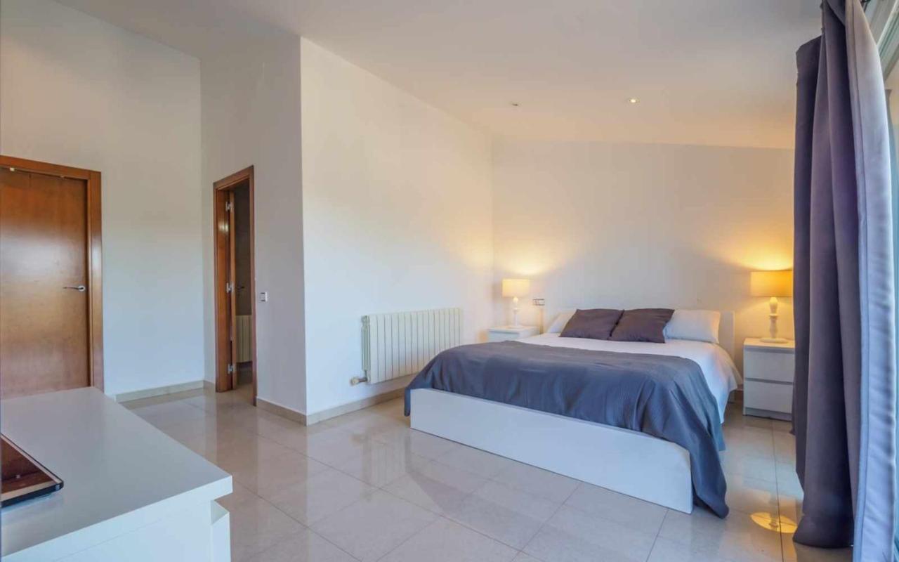Mas Mestre Con Una Capacidad De 6 A 8 Huespedes Cerca De Sitges Olivella Exteriör bild